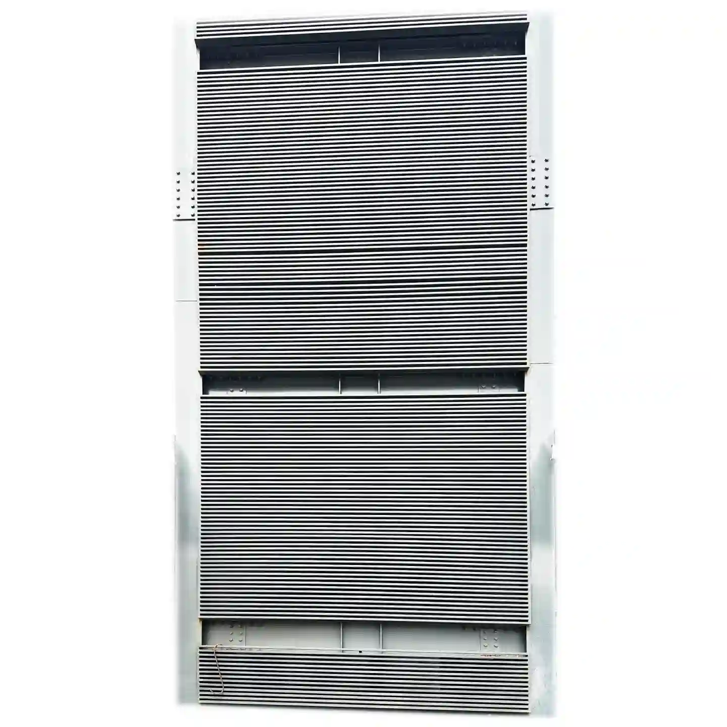 High-resolution mild steel louvers for enhanced airflow and controlled light entry.